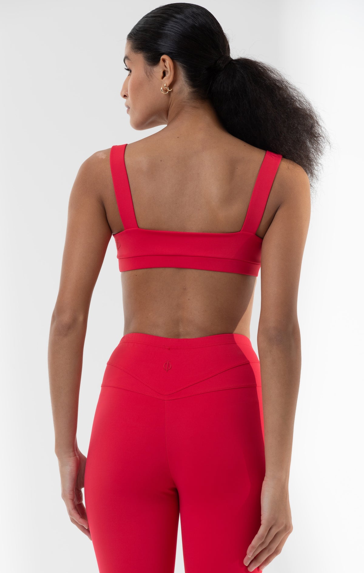Toste | Activewear & Sportswear - Look Good, Feel Great!